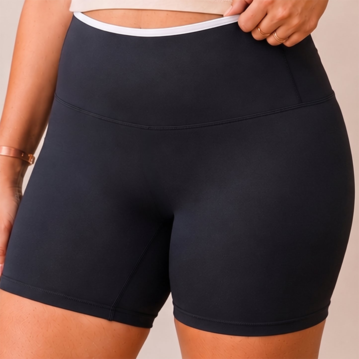SCULPT SHORTS - Black