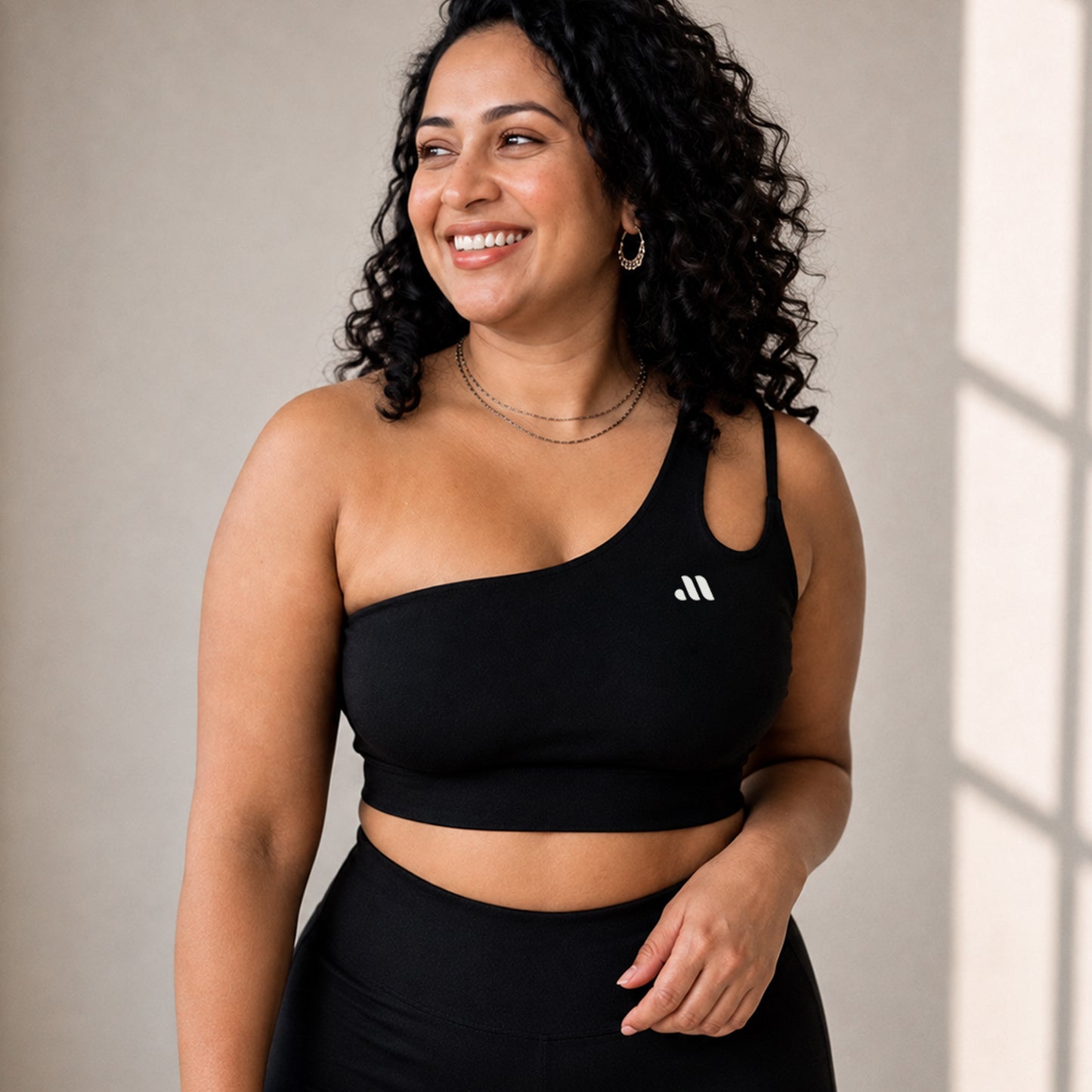 AURA ONE SHOULDER SPORTS BRA - Black