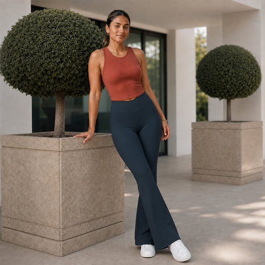 MOTION FLARE PANTS - Navy
